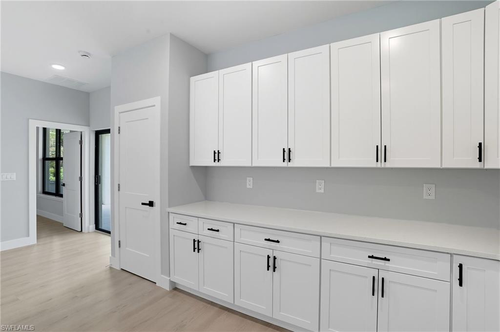 TWIN LAKE ESTATES - Residential