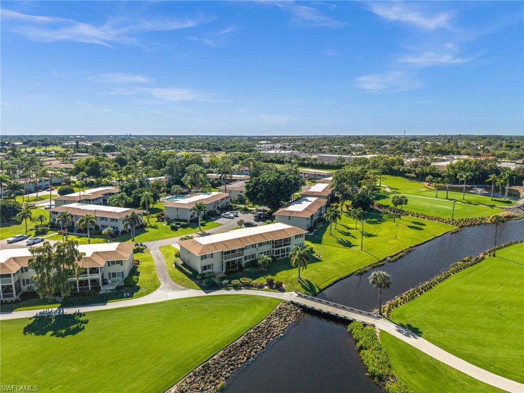 GLADES COUNTRY CLUB - Residential