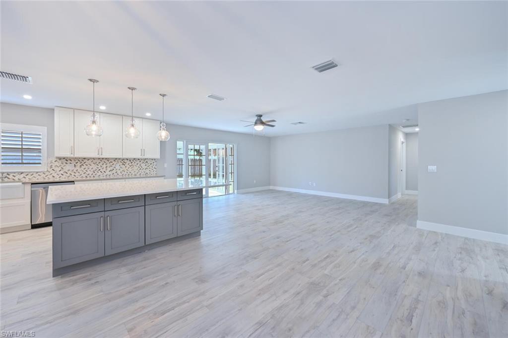 WESTLAKE - Residential