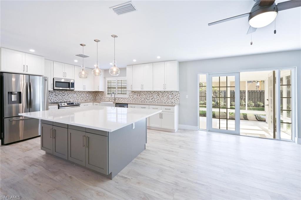 WESTLAKE - Residential