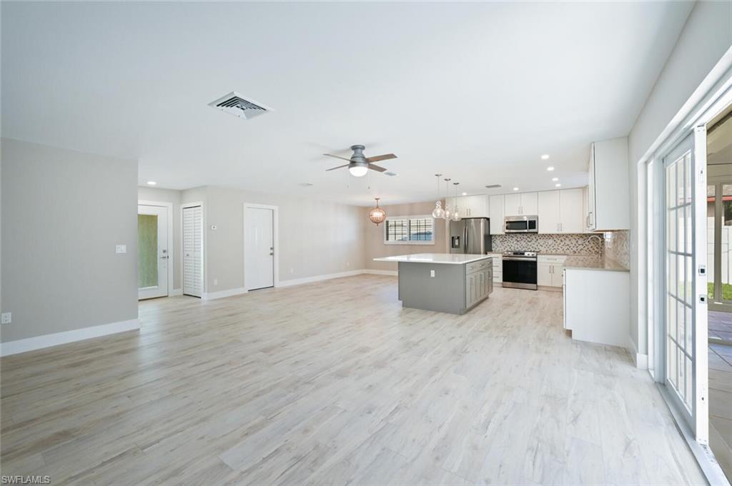 WESTLAKE - Residential