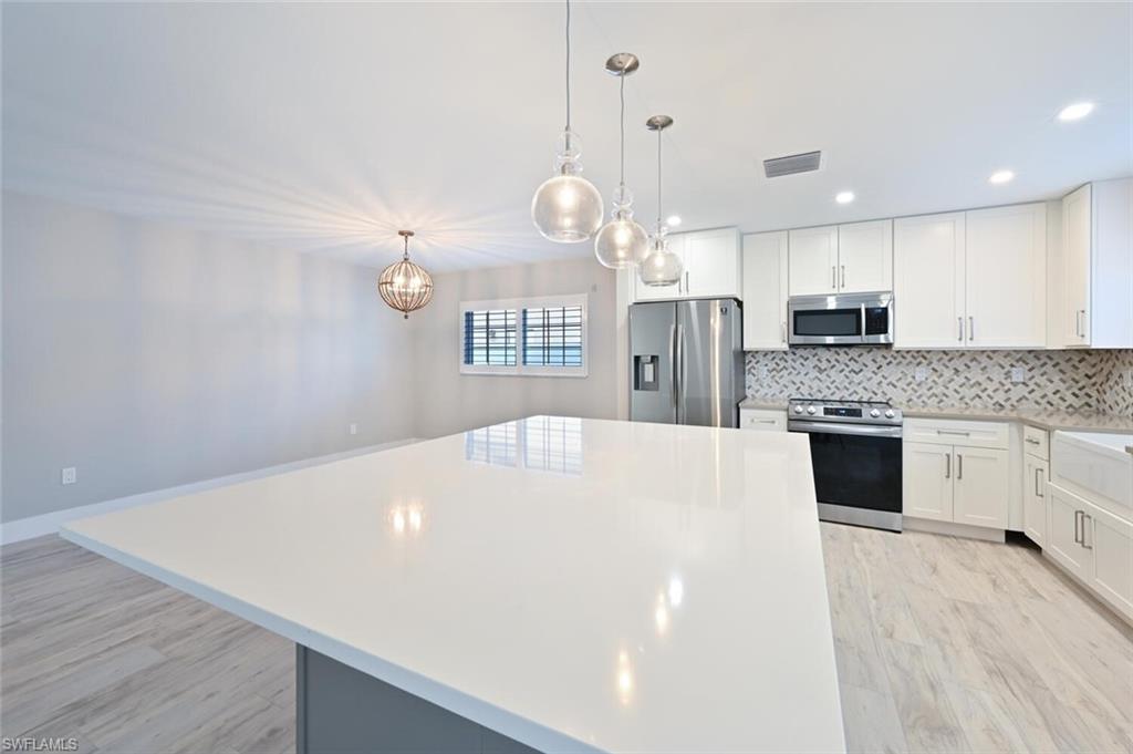 WESTLAKE - Residential