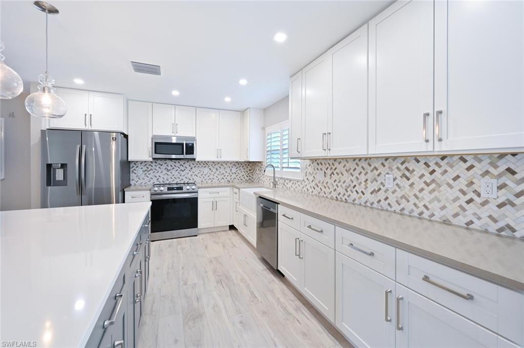 WESTLAKE - Residential