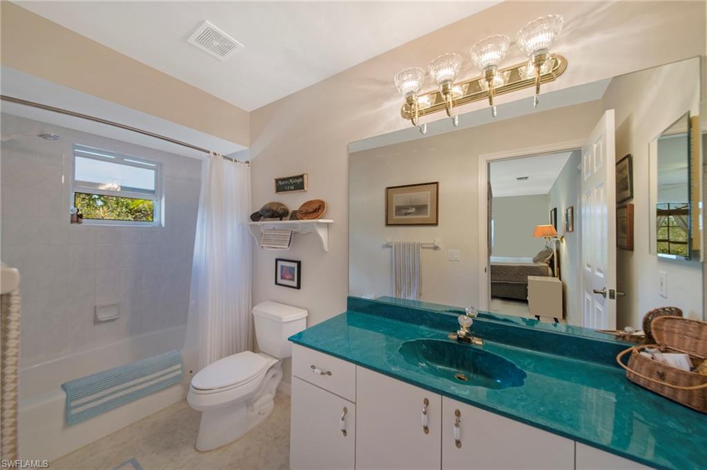 MARCO BEACH - Residential