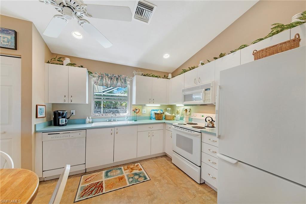 MARCO BEACH - Residential