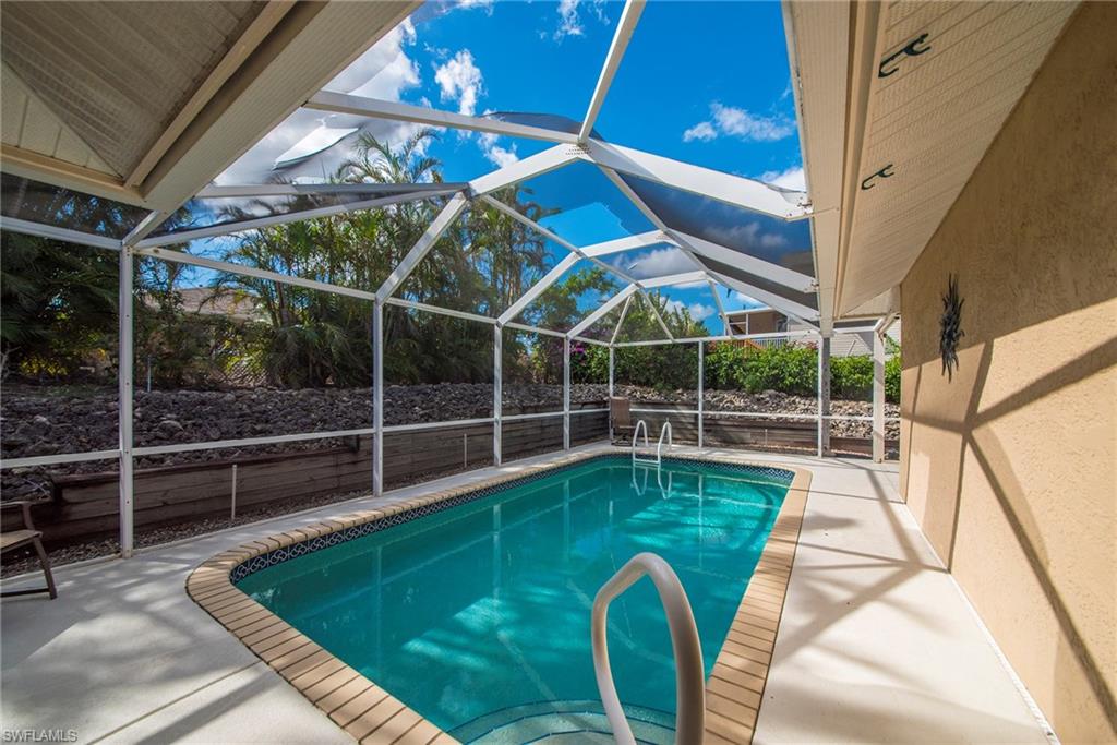 MARCO BEACH - Residential