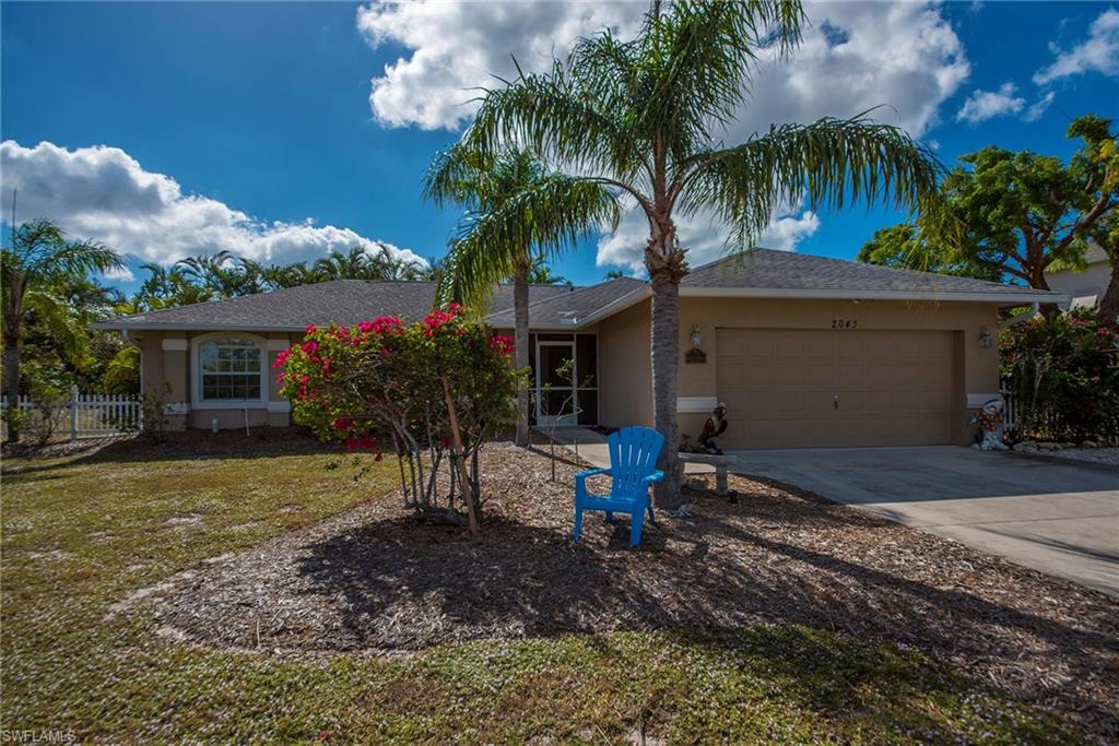 MARCO BEACH - Residential