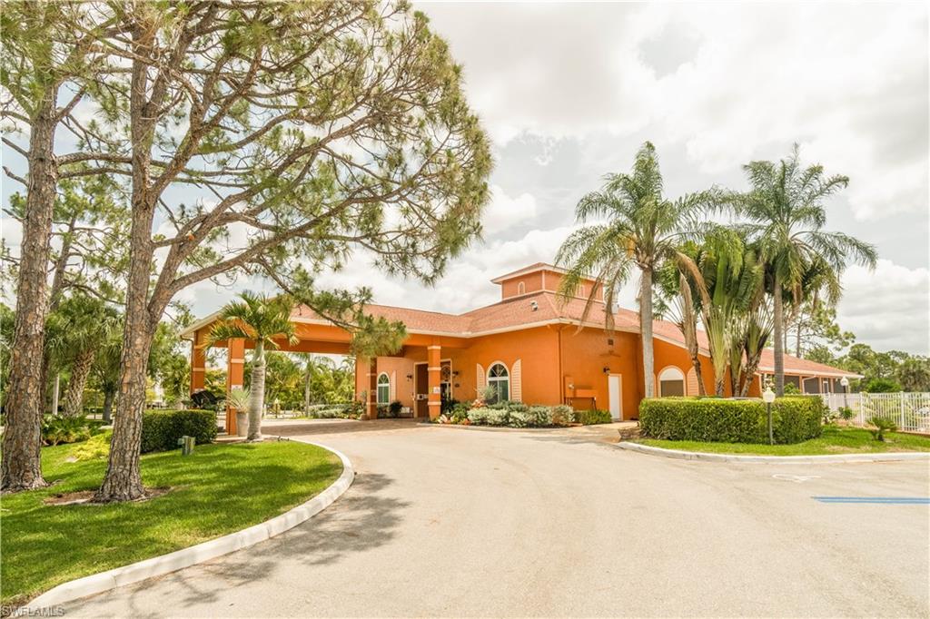 VILLAGE ON CRESCENT LAKE - Residential