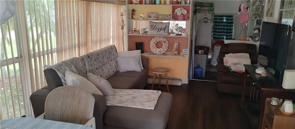 CORKSCREW WOODLANDS - Residential