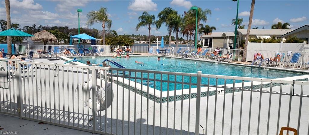 CORKSCREW WOODLANDS - Residential