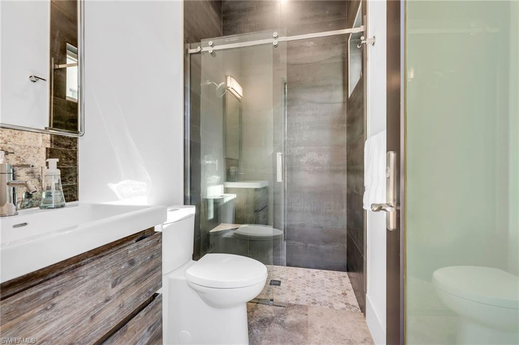 LANDINGS AT BEARS PAW - Residential