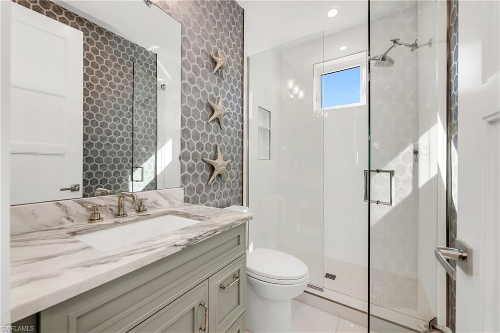 LANDINGS AT BEARS PAW - Residential