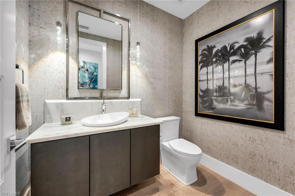 LANDINGS AT BEARS PAW - Residential