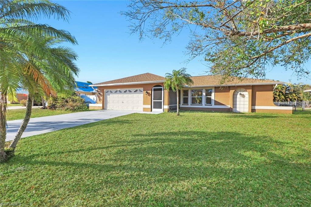 CAPE CORAL - Residential