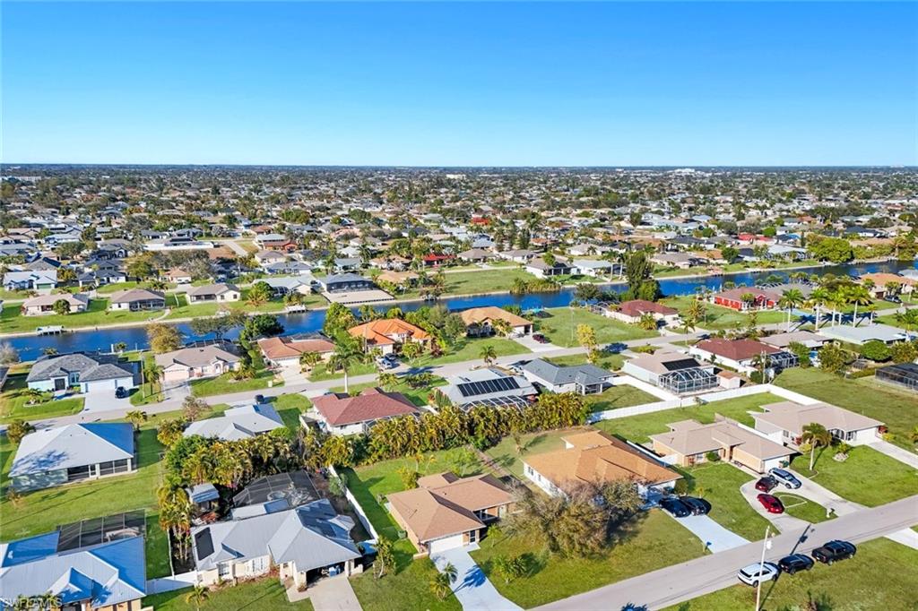 CAPE CORAL - Residential