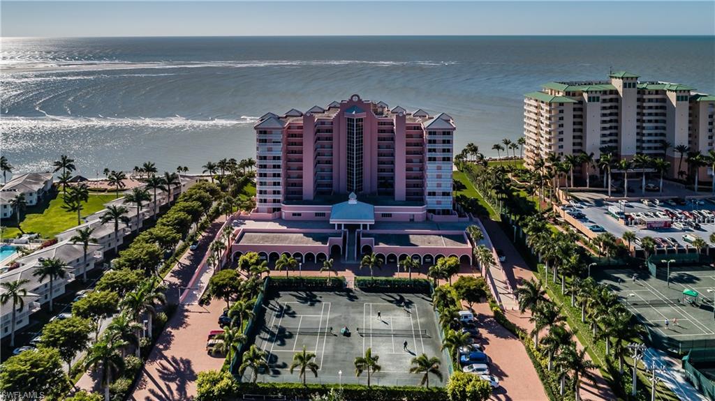 PLANTATION - Residential