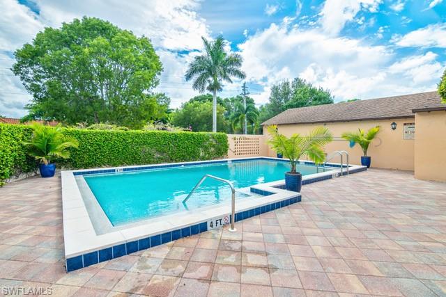 POSADA OF NAPLES - Residential Lease