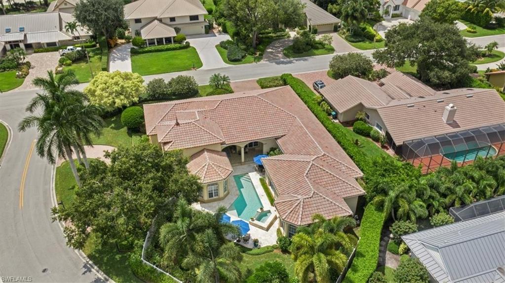 PELICAN BAY WOODS - Residential