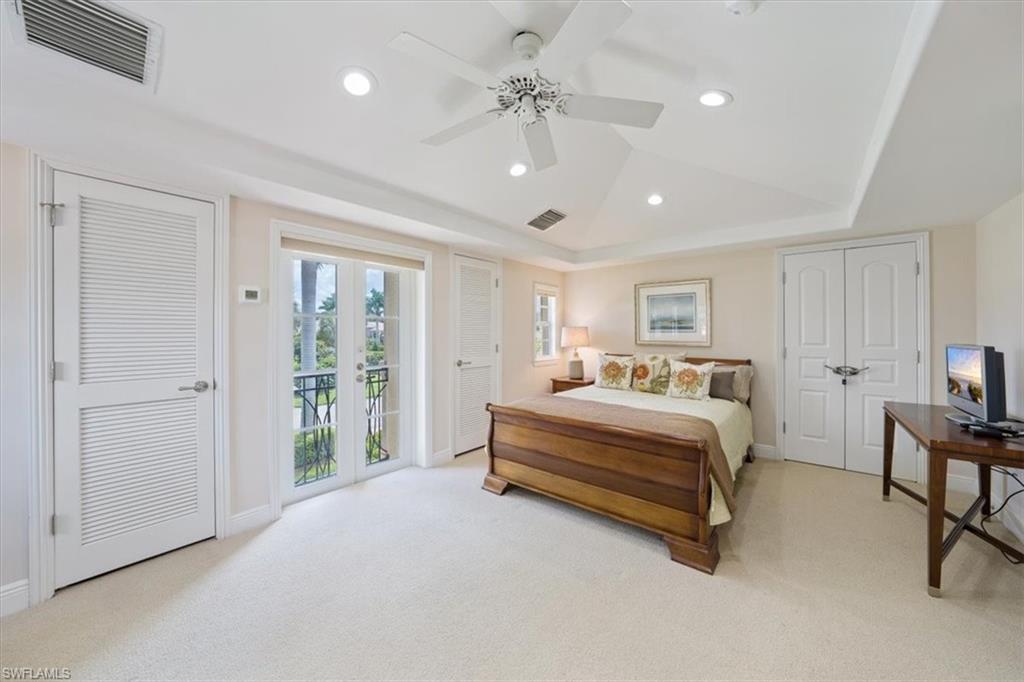 PELICAN BAY WOODS - Residential