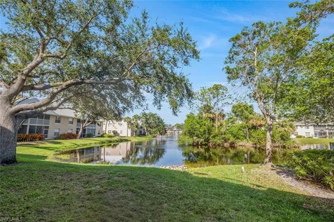 192 Pebble Shores Dr Unit 104, Naples, FL 34110 - #: 225048165