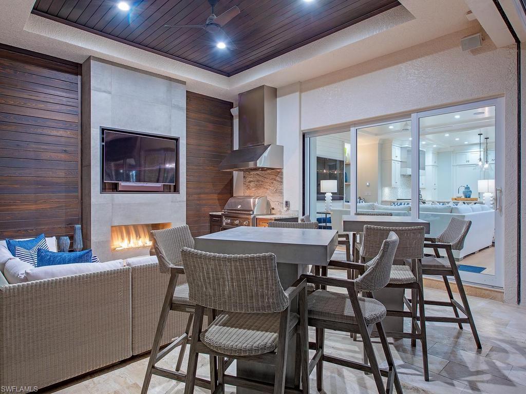 AQUALANE SHORES - Residential