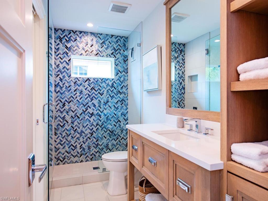 AQUALANE SHORES - Residential