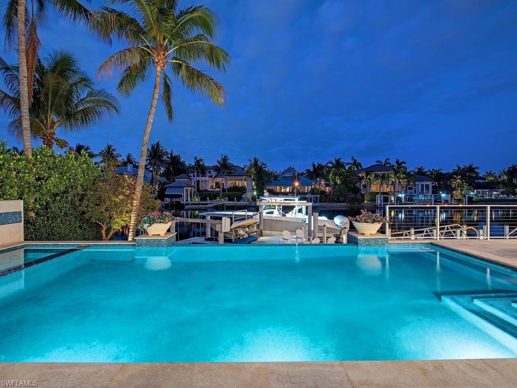 AQUALANE SHORES - Residential