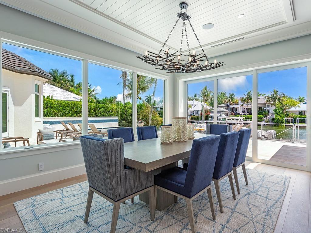 AQUALANE SHORES - Residential