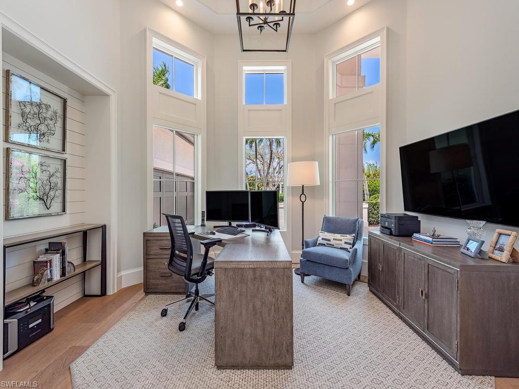 AQUALANE SHORES - Residential