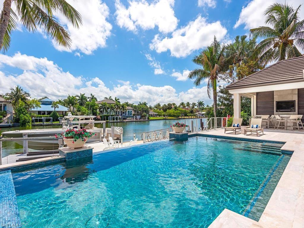 AQUALANE SHORES - Residential