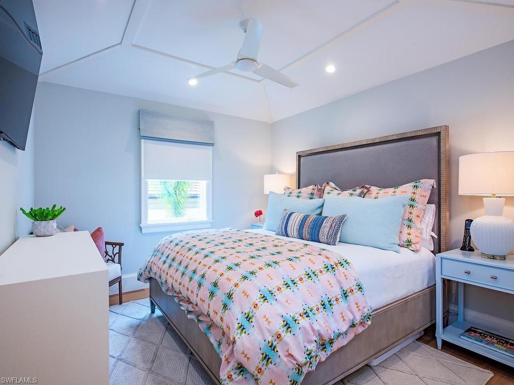 AQUALANE SHORES - Residential