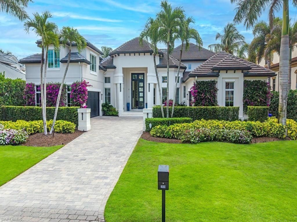 Photo of 1959 4th ST S, NAPLES, FL 34102 (MLS # 226016263)