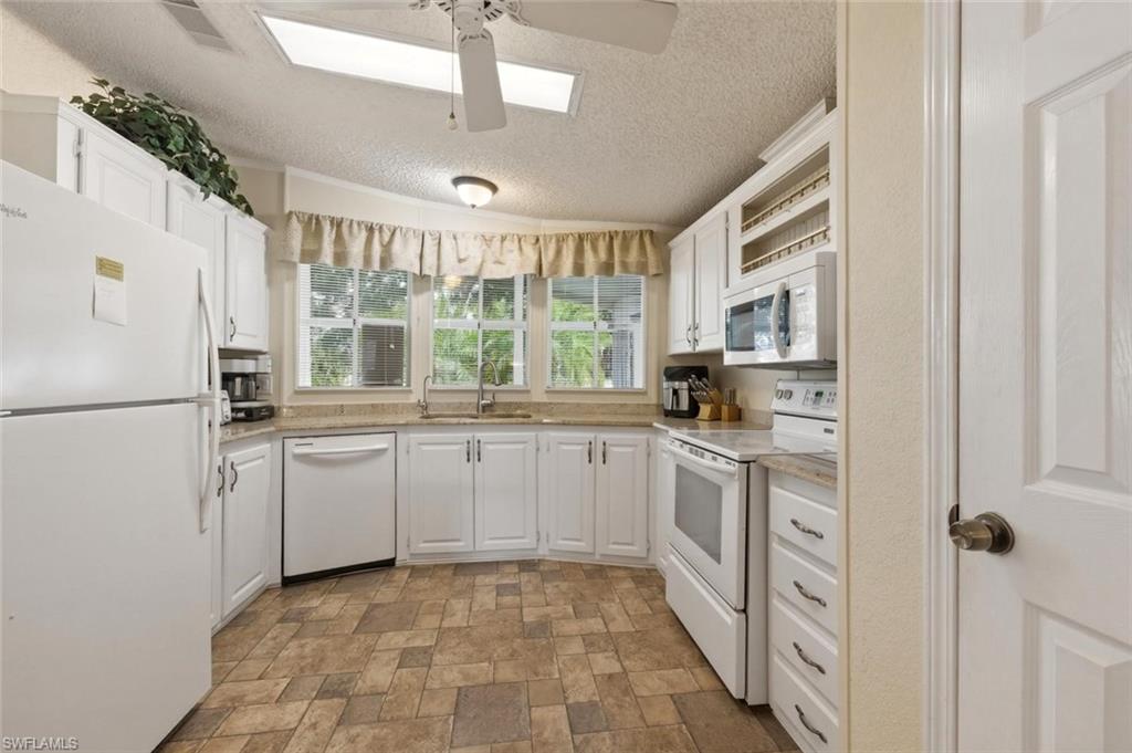 RIVIERA COLONY GOLF ESTATES - Residential