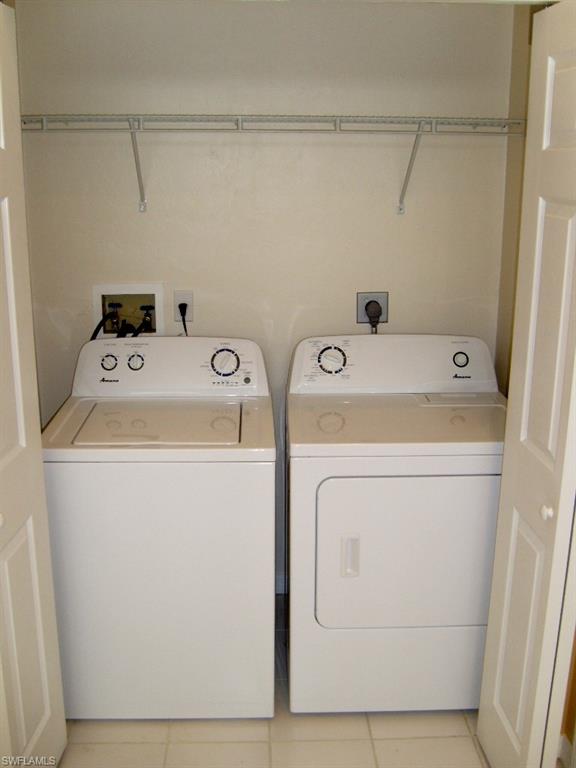 COLONY POINTE - Residential