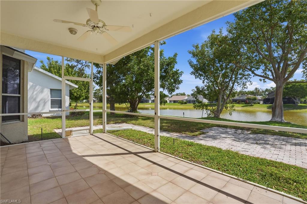 THREE OAKS - Residential