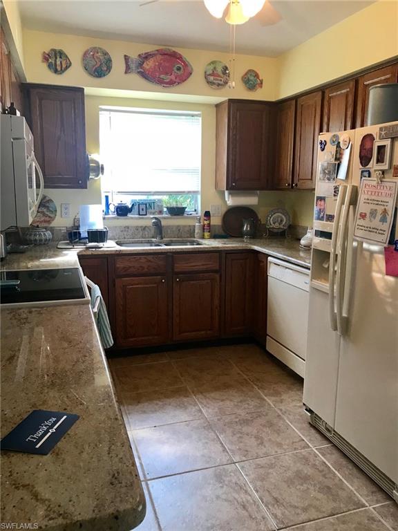 MYERLEE GARDENS CONDO - Residential