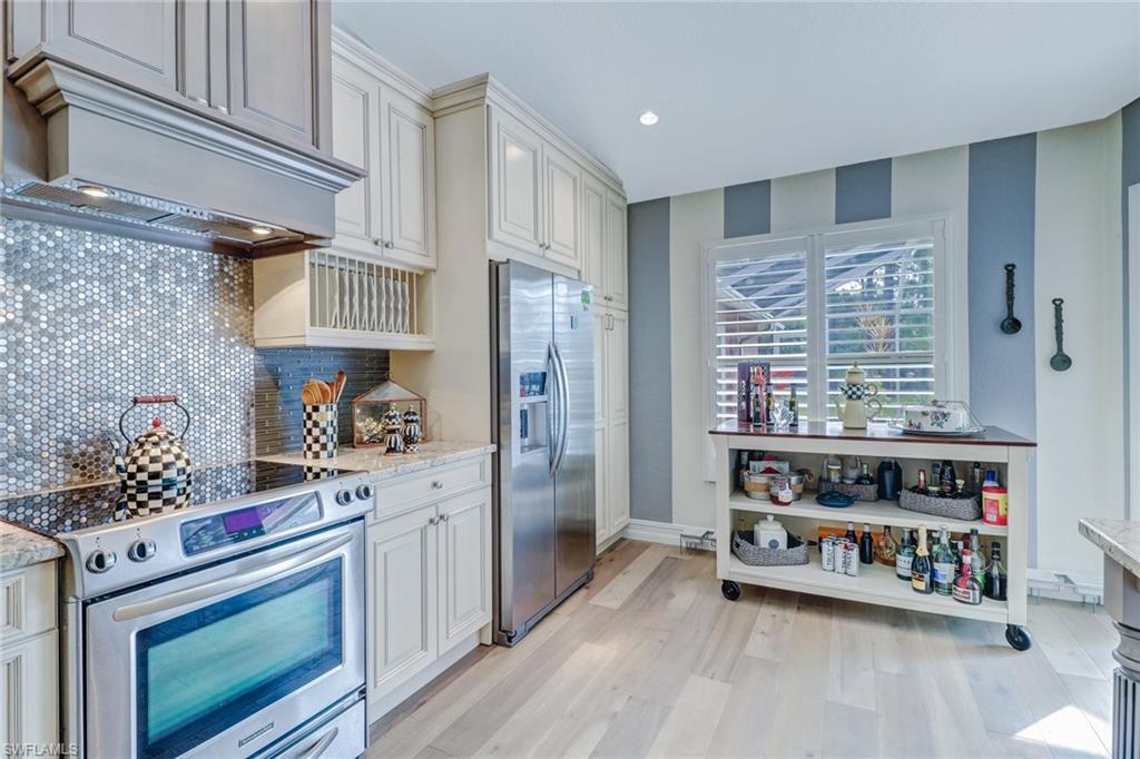 GOLDEN GATE ESTATES - Residential