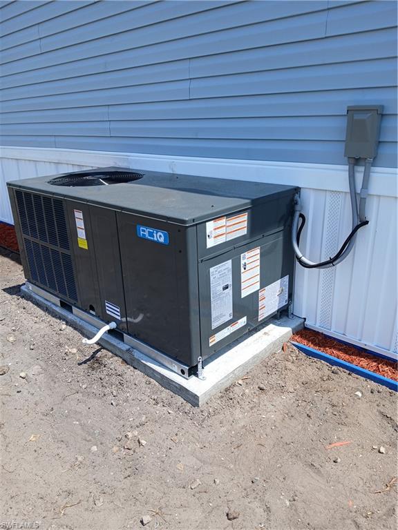 MOORE HAVEN - Residential