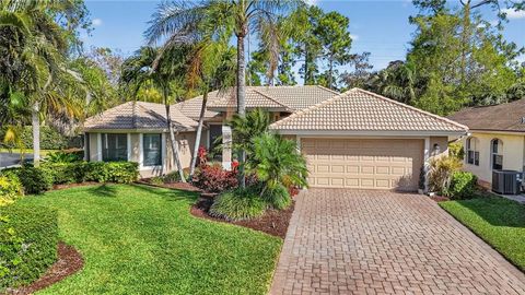 1021 Tivoli CT NAPLES FL 34104