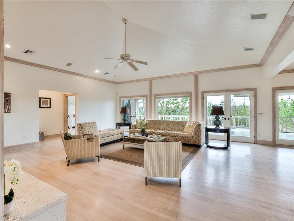 TICHENORS F H SILVER KING - Residential