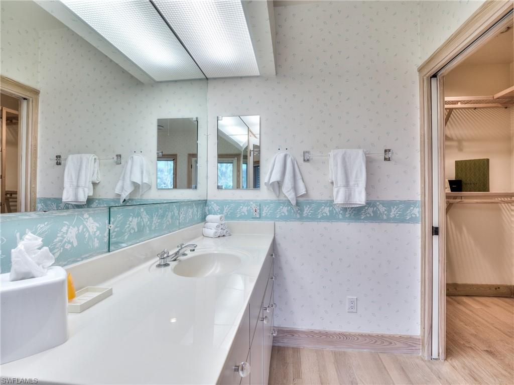 TICHENORS F H SILVER KING - Residential