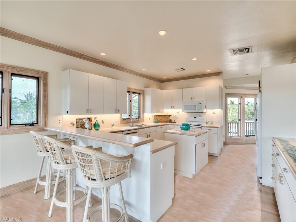 TICHENORS F H SILVER KING - Residential