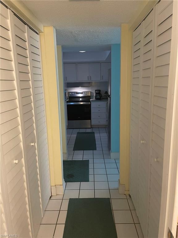 SEVEN LAKES - Residential