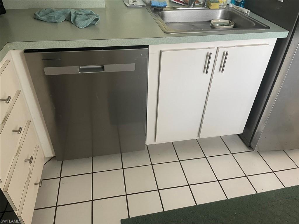 SEVEN LAKES - Residential