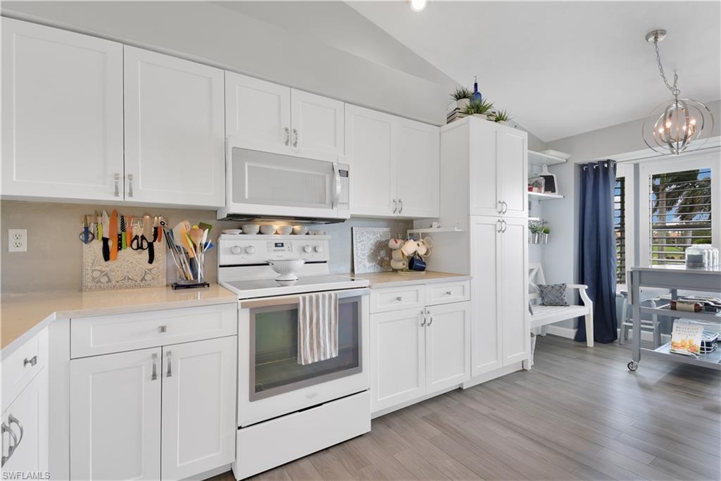 COUNTRYSIDE VERANDAS - Residential