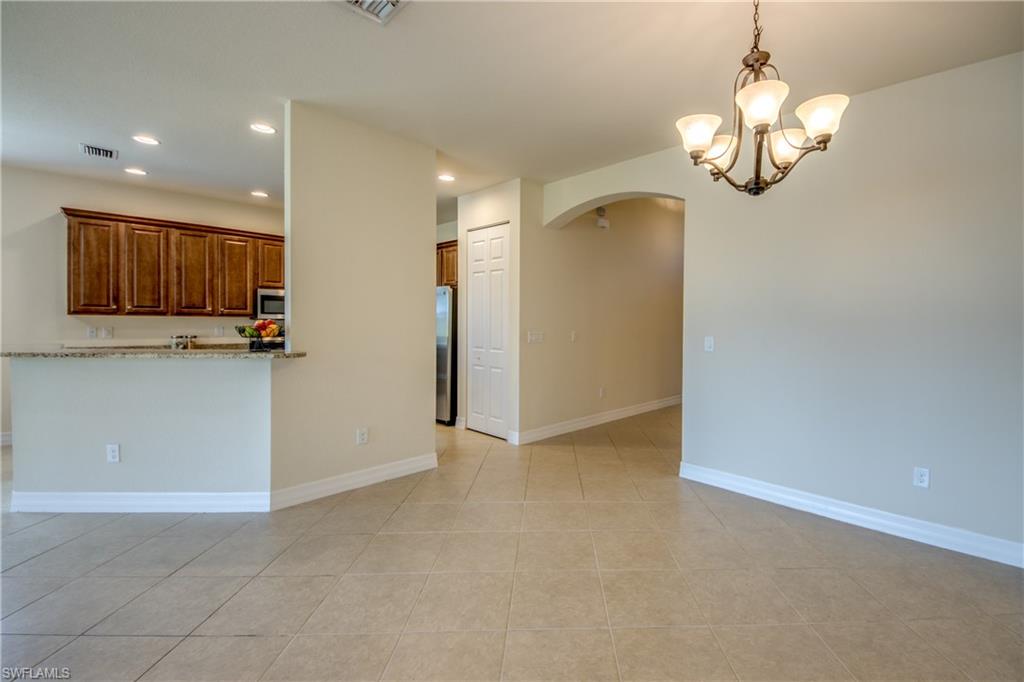 BOTANICA LAKES - Residential