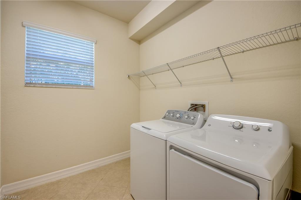 BOTANICA LAKES - Residential