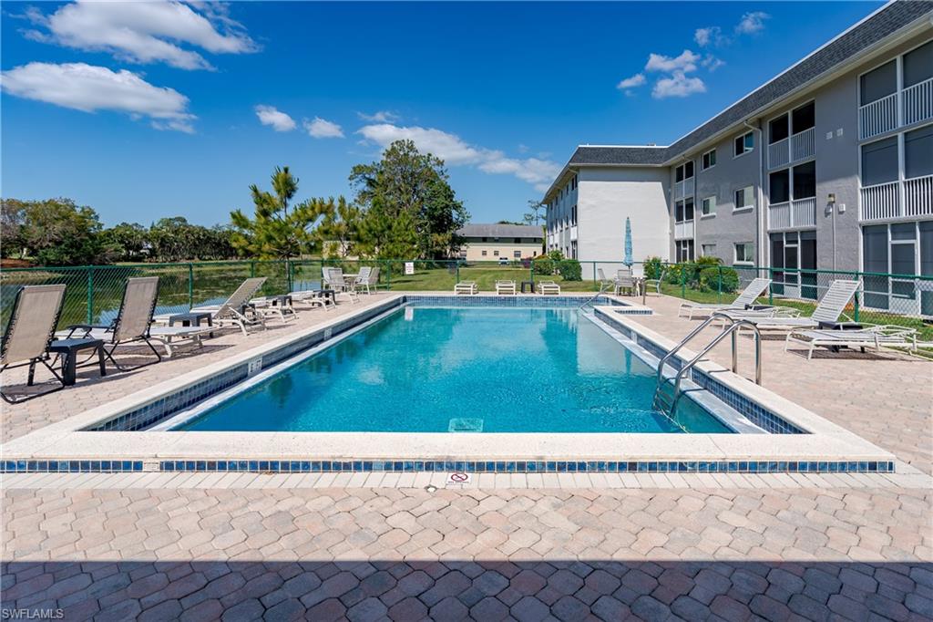 GOLF VIEW MANOR CONDO - Residential