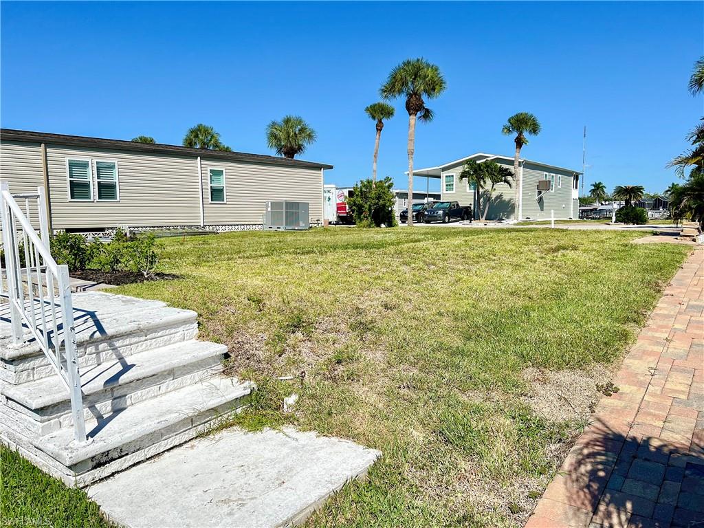 BAYSIDE ESTATES - Land