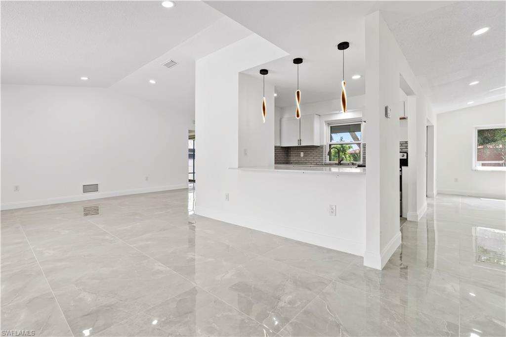 PORT CHARLOTTE - Residential